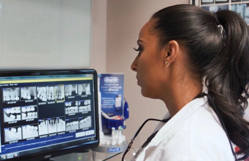 Amira Aesthetics | ZOOM  Whitening, Six Month Smiles reg  and CEREC reg  Crowns